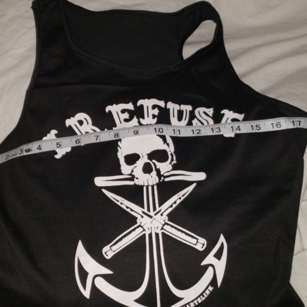 I Refuse To Sink Tank Top - Picture 4 of 6